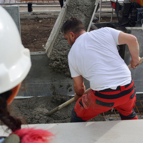 Visite du chantier de la place Vittone avec les élèves de l’école