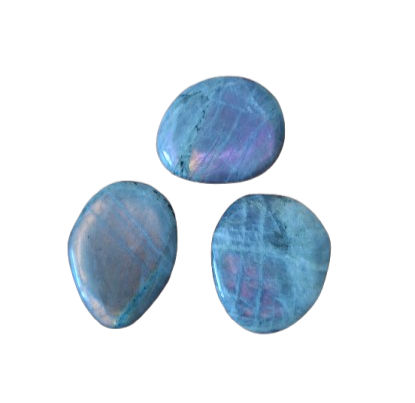 Galet Labradorite – Protection, Intuition & Énergie Positive