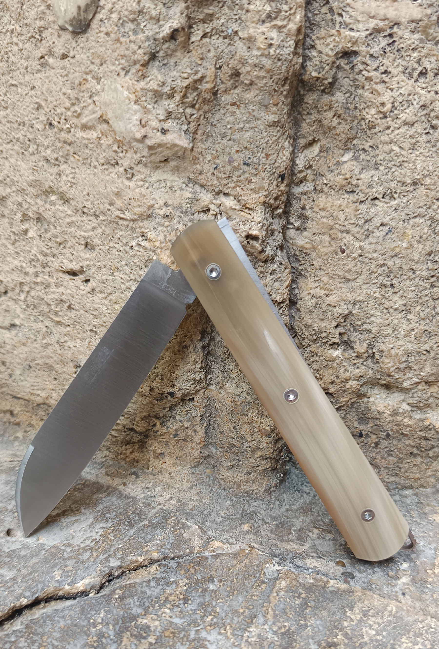 Couteau pliant artisanal