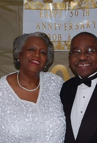 Pastor Jackson_edited.jpg