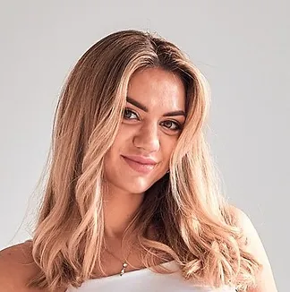 Corina Dolghier.webp