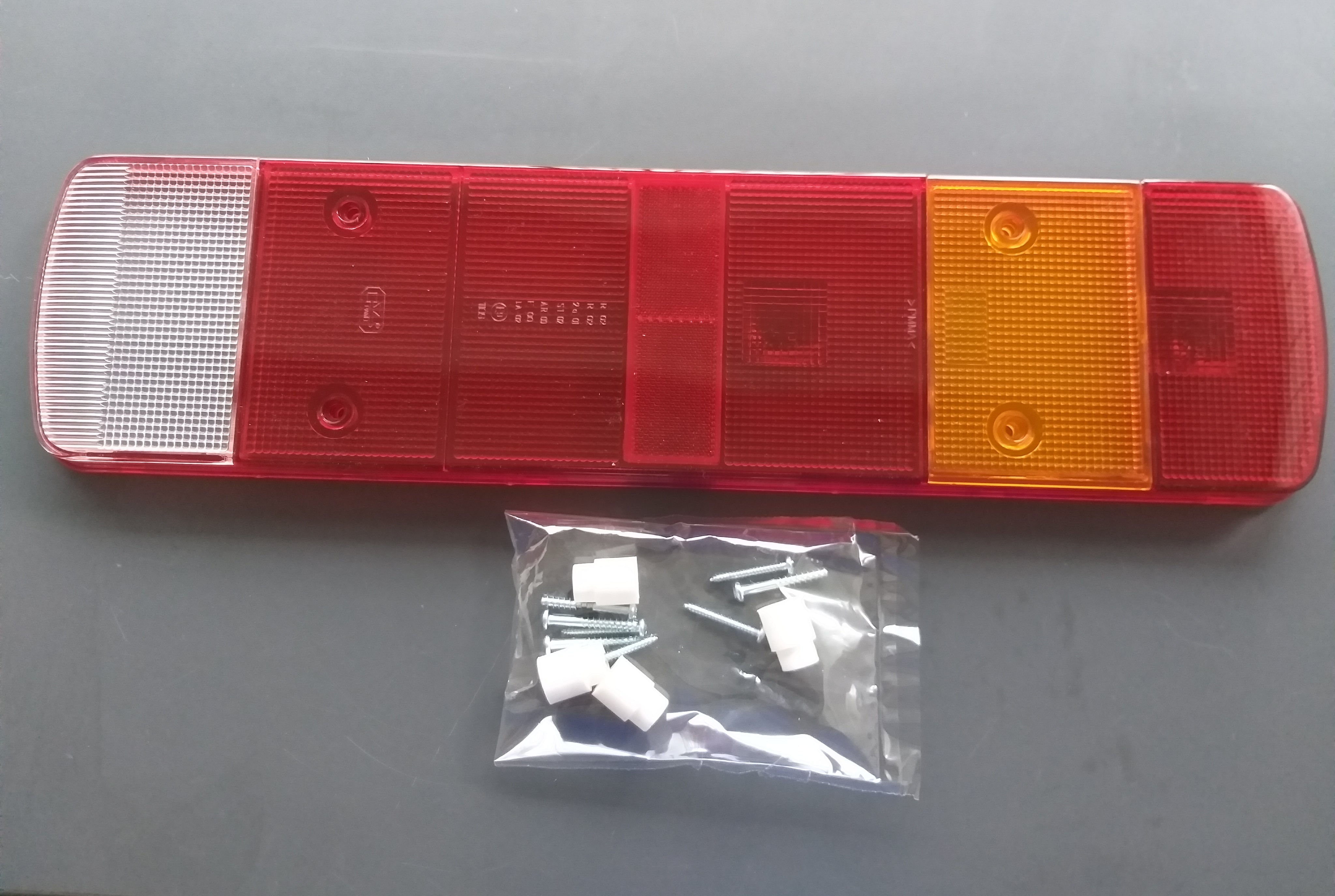 1380819 - 3981782 AM TRASPARENTE FANALE POSTERIORE SCANIA VOLVO