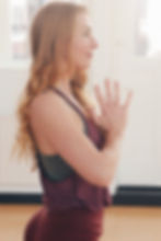 hands on-adjustment training yogaschool noord amsterdam