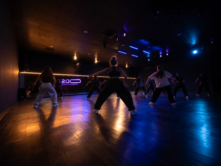Cómo aprender a bailar desde cero: guía y consejos para principiantes