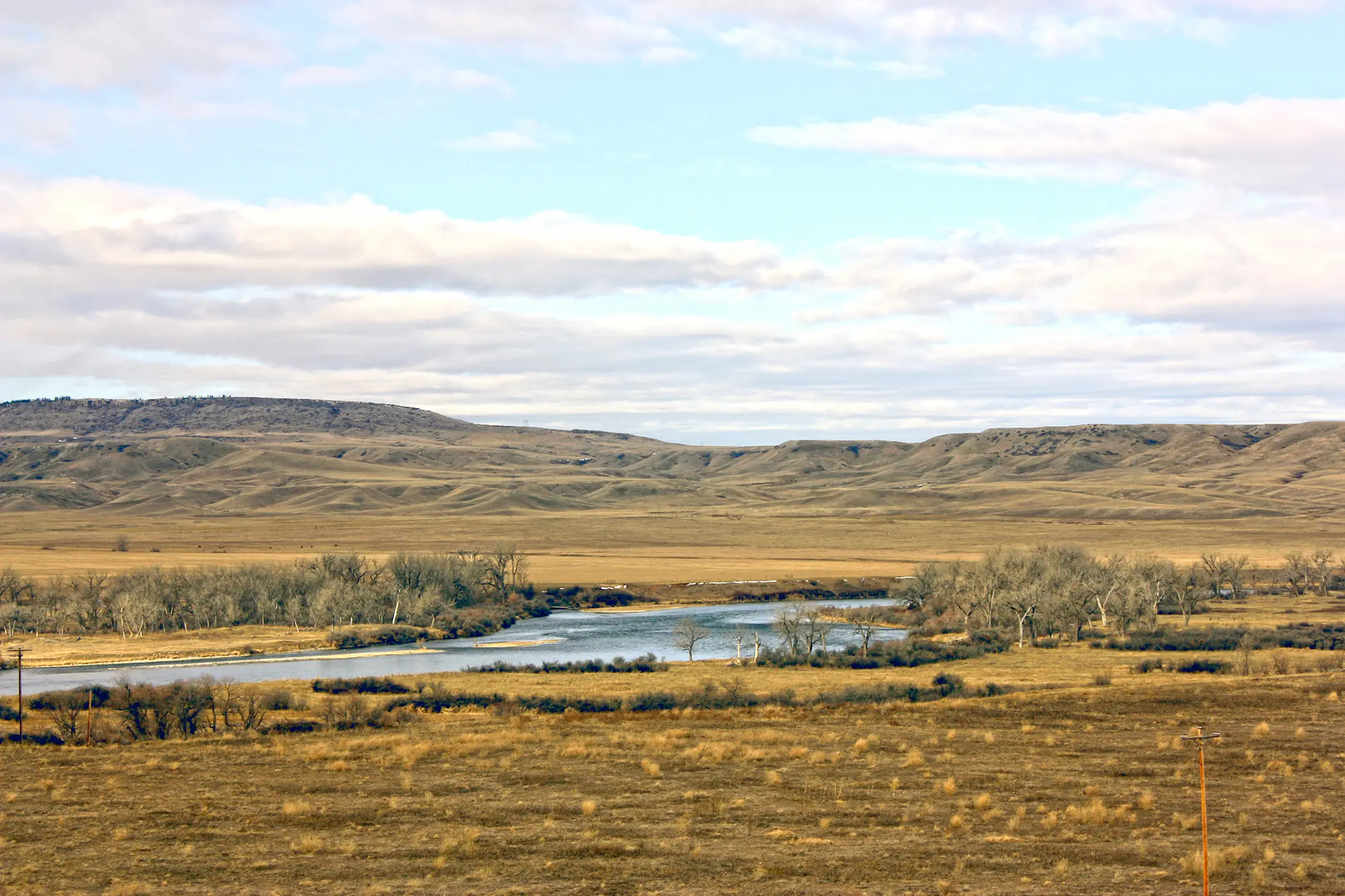 bighorn-river-mt-early-spring.webp