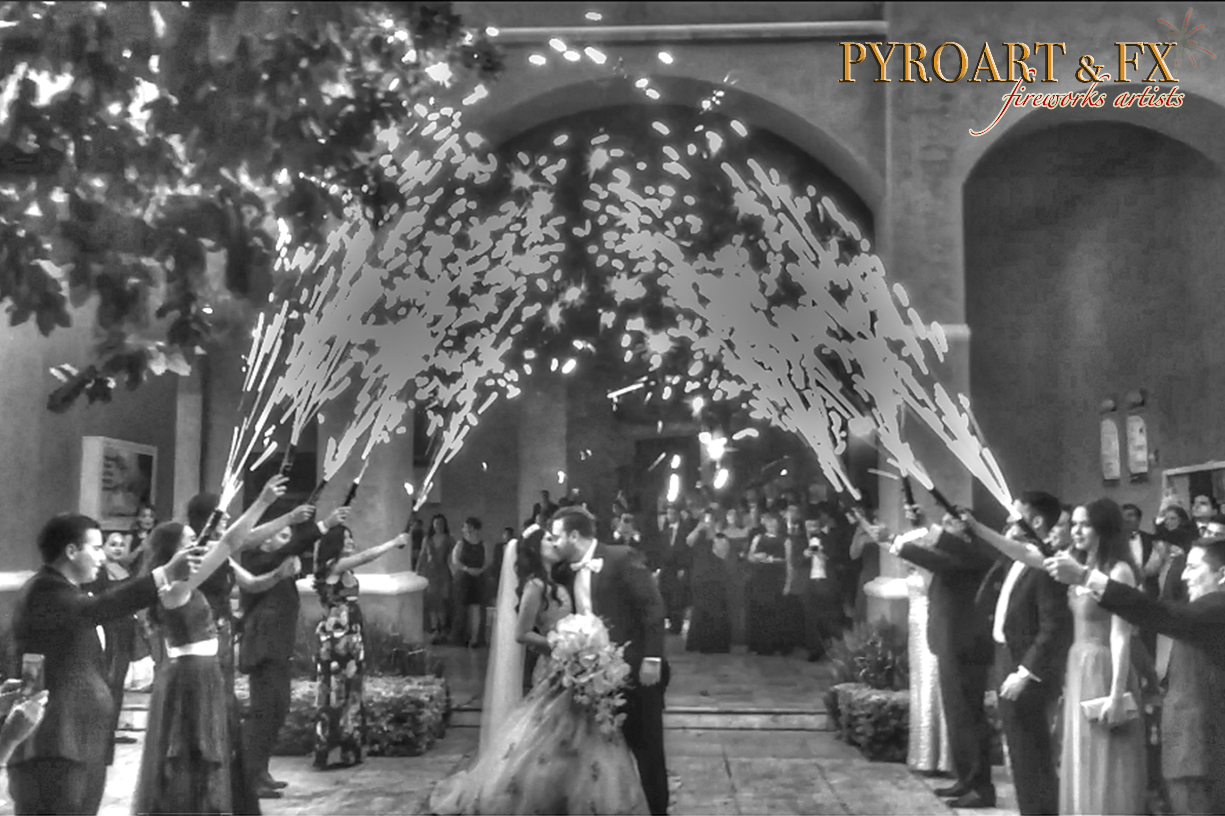 PYROART & FX - CHISPEROS DE MANO REINA D