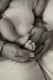 newborn lifestyle family photoshoot