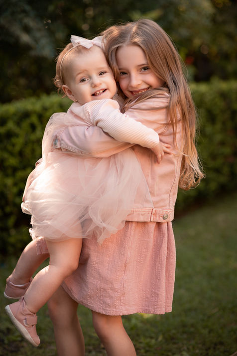 Siblings Love sisterhood Sydney outdoors