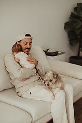 newborn photos with pets