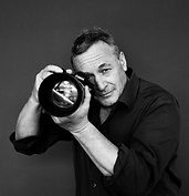 Paul Oatway Photographer .png