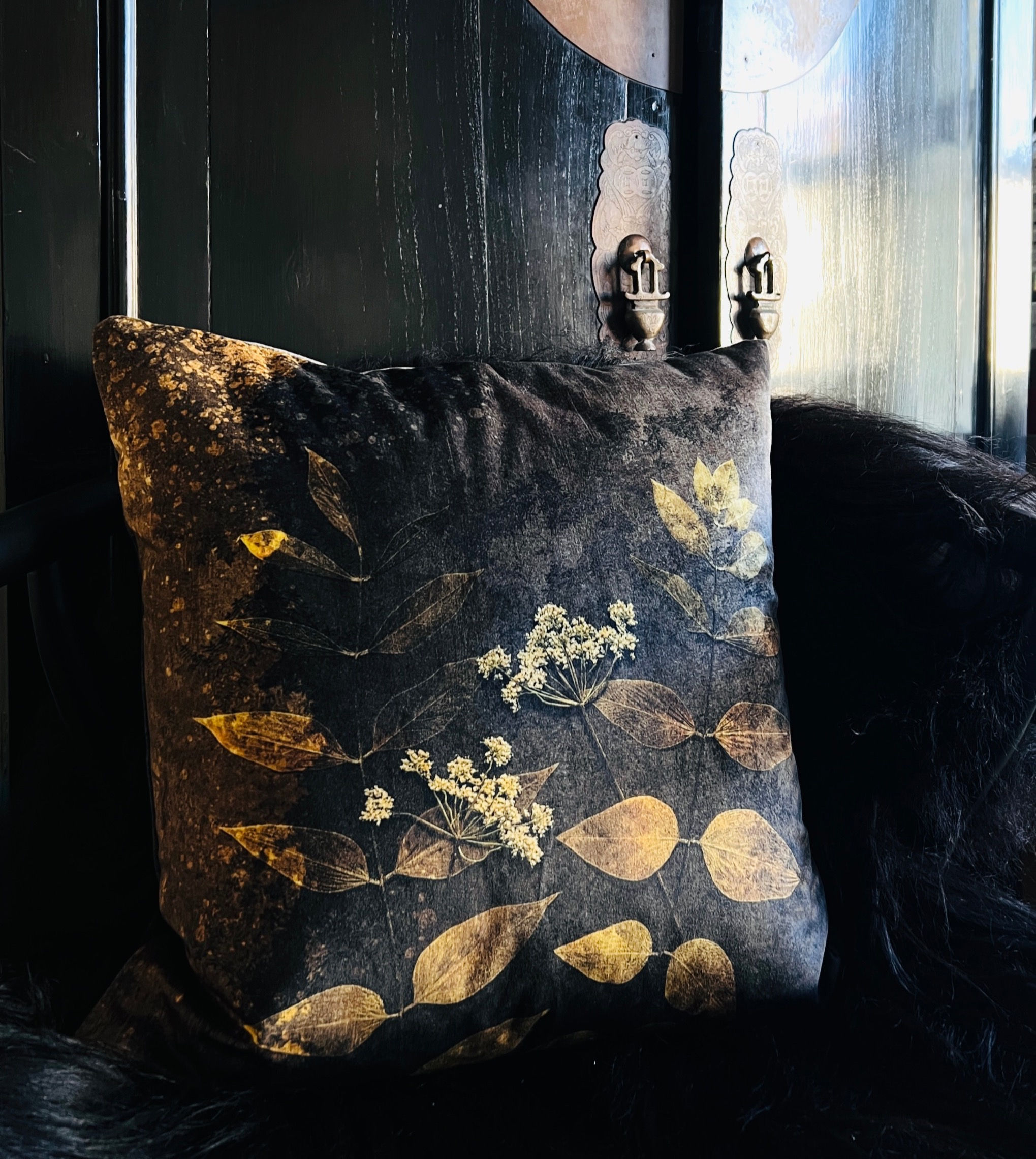 Aurum Soft Velvet Cushion