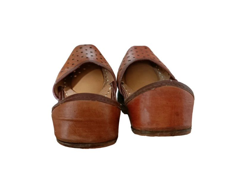 Thumbnail: Rajasthani Authentic Footwear [ Jutti ]