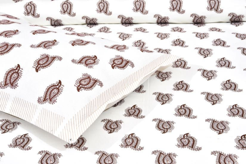 Thumbnail: Print Cotton Bed Sheet with 2 Pillow Covers Combo Double King Size (100 x 108)