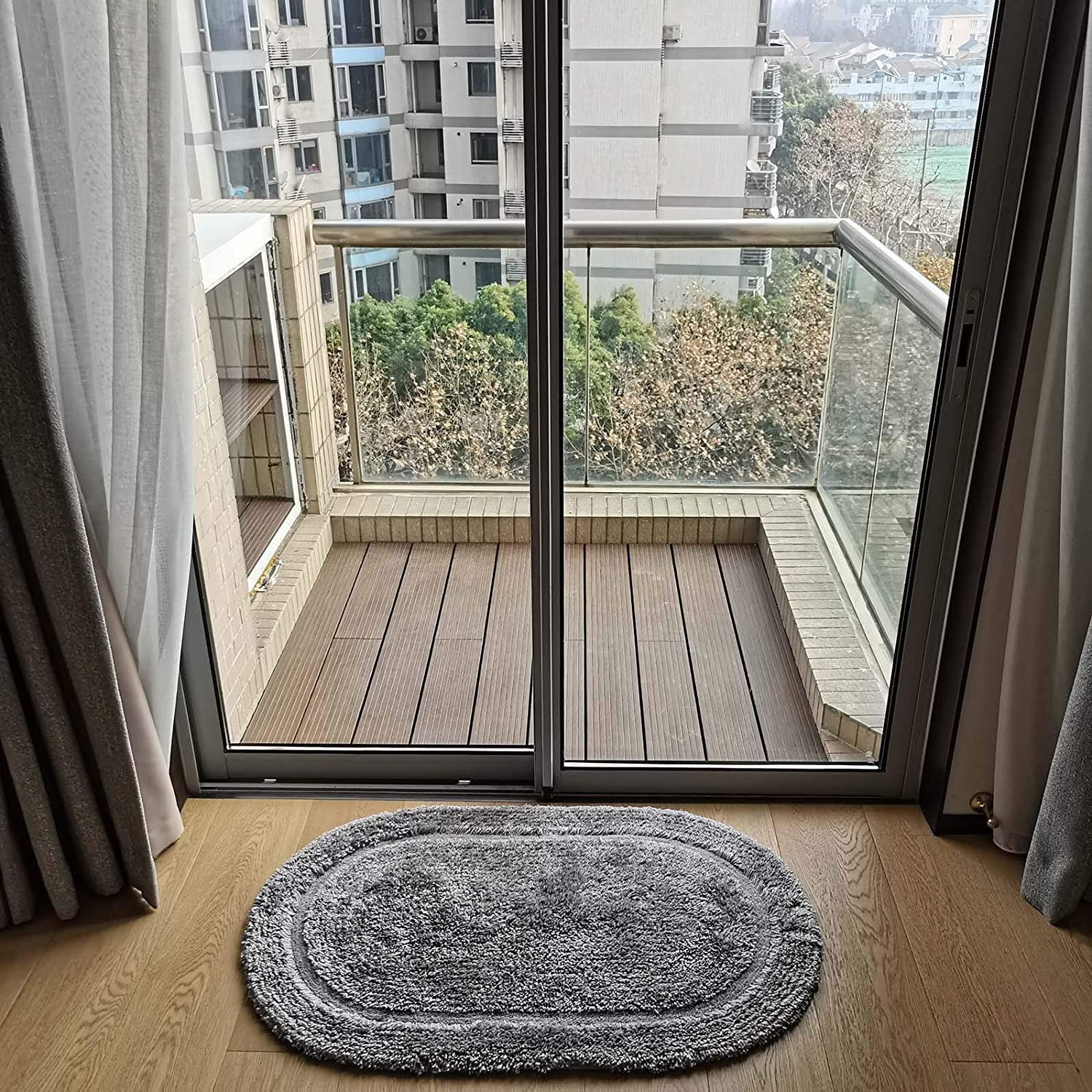 Nora Bath Mat 20 x 32 in 100% Microfiber (Grey)