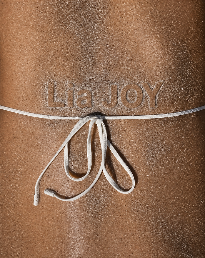 Lia JOY, SOLAR SLOW FASHION .png
