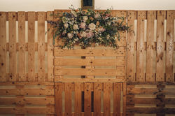 Head table back ground