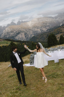 An Avant-Garde Mountainside Soirée