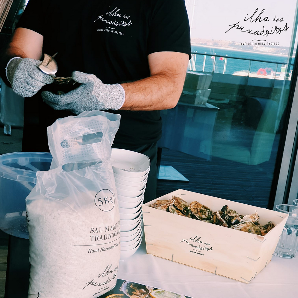 Thumbnail: Oyster on a Plate - 2kg of Premium Oysters with opening and plating at home