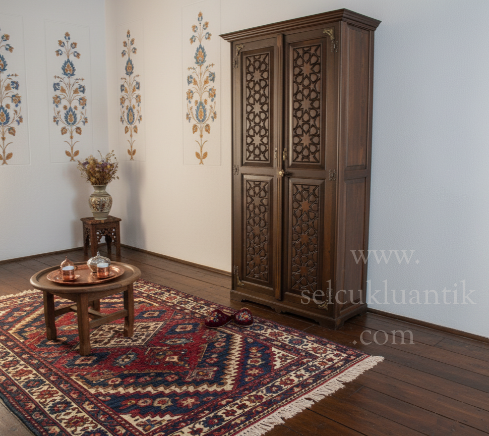 Küçük resim: Selçuklu Güneş Şuası Dolap Yandan Görünüş