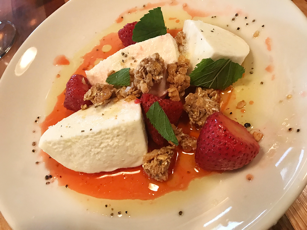 Bufala Mozzarella, berries, granola