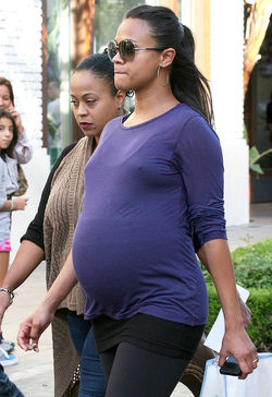 zoe saldana twins