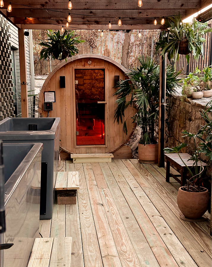 Communal Outdoor Contrast Space at Cøntrast ATX