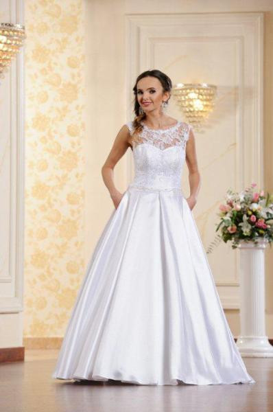 Suknia ślubna ADESSO 2016 model Bianka