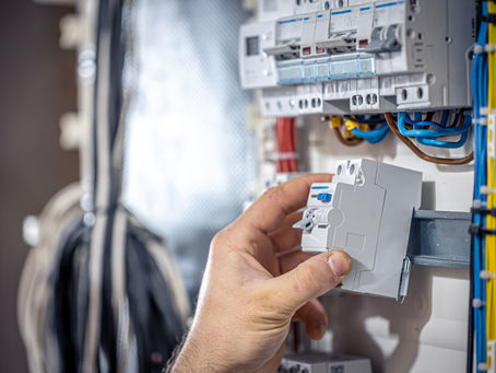 DR e DPS: o que muitos eletricistas e empreiteiras negligenciam