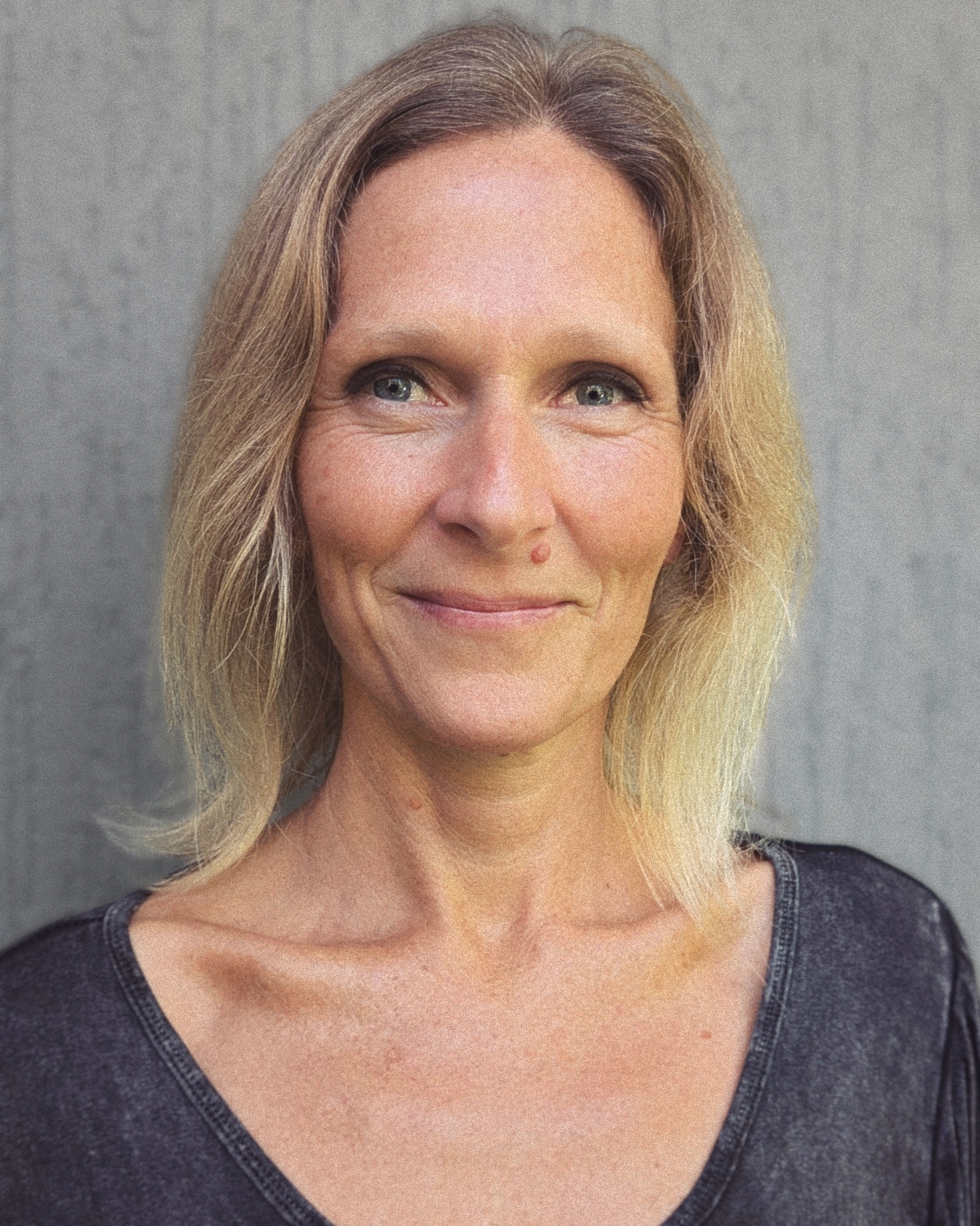 Untitled design (22)_edited.jpg