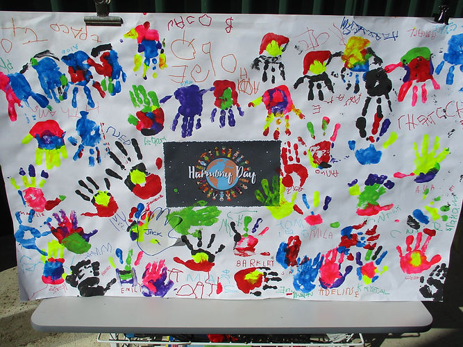  Foto zu OUR KINDER 