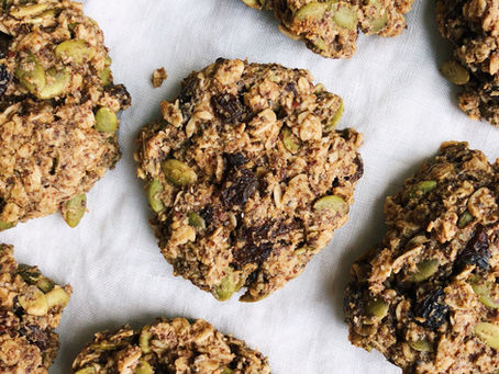 OATMEAL RAISIN BREAKFAST COOKIES