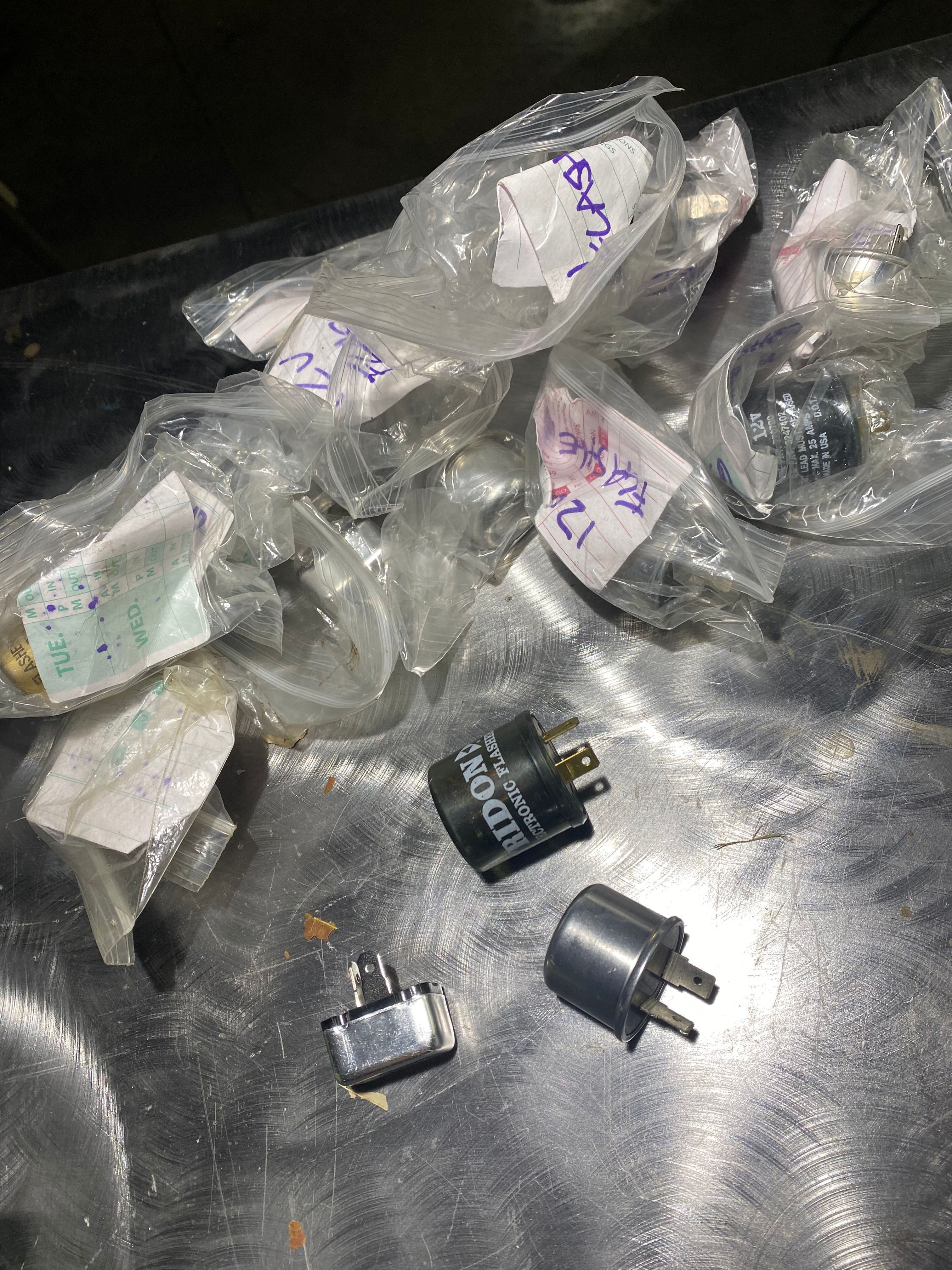 12 volt flashers