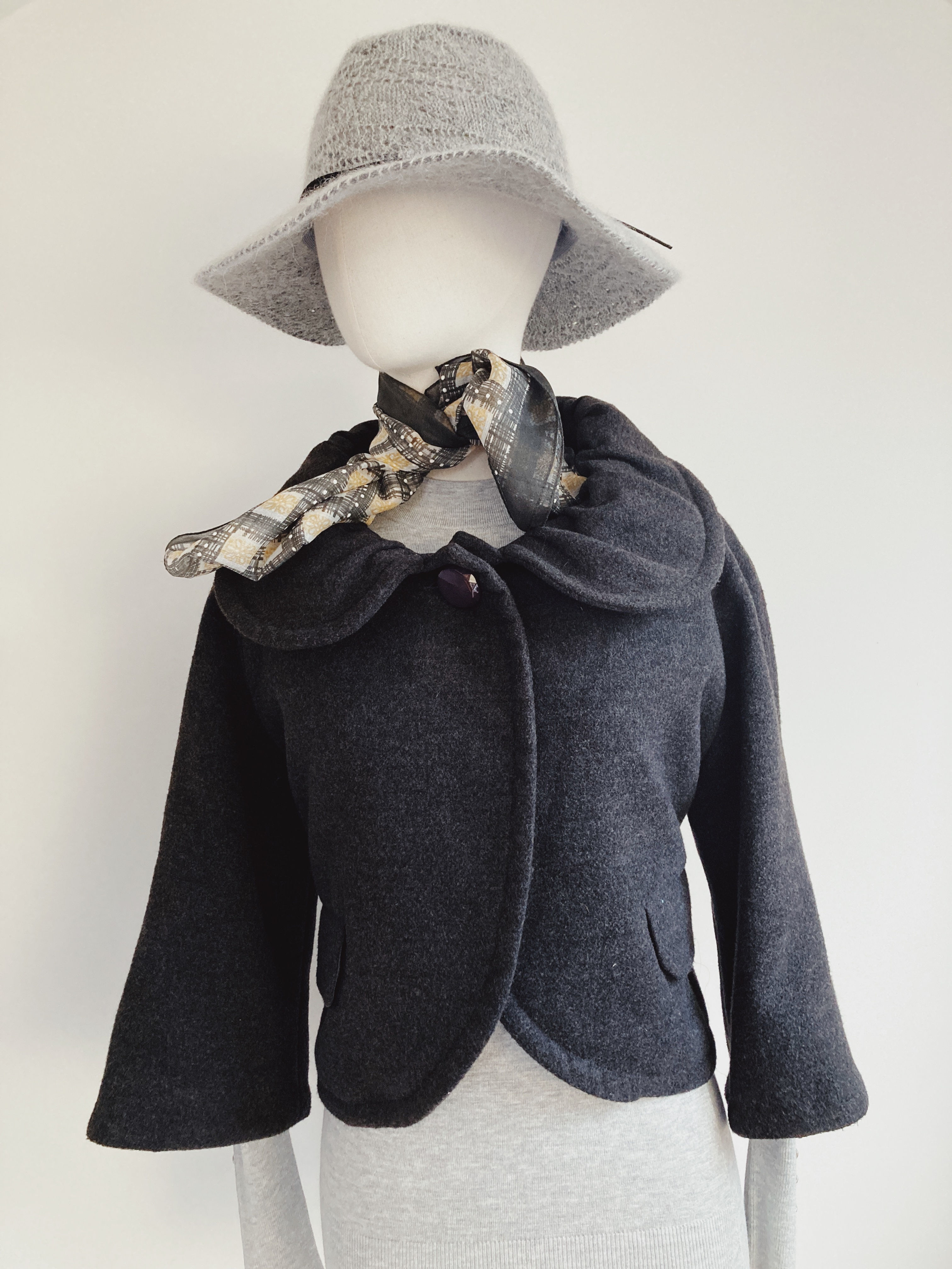 VICOLO GREY CAPE/JACKET