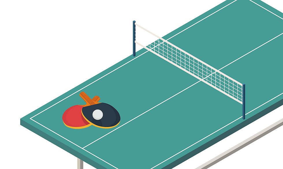 Nærbilde av bordtennisball som spretter på bordet