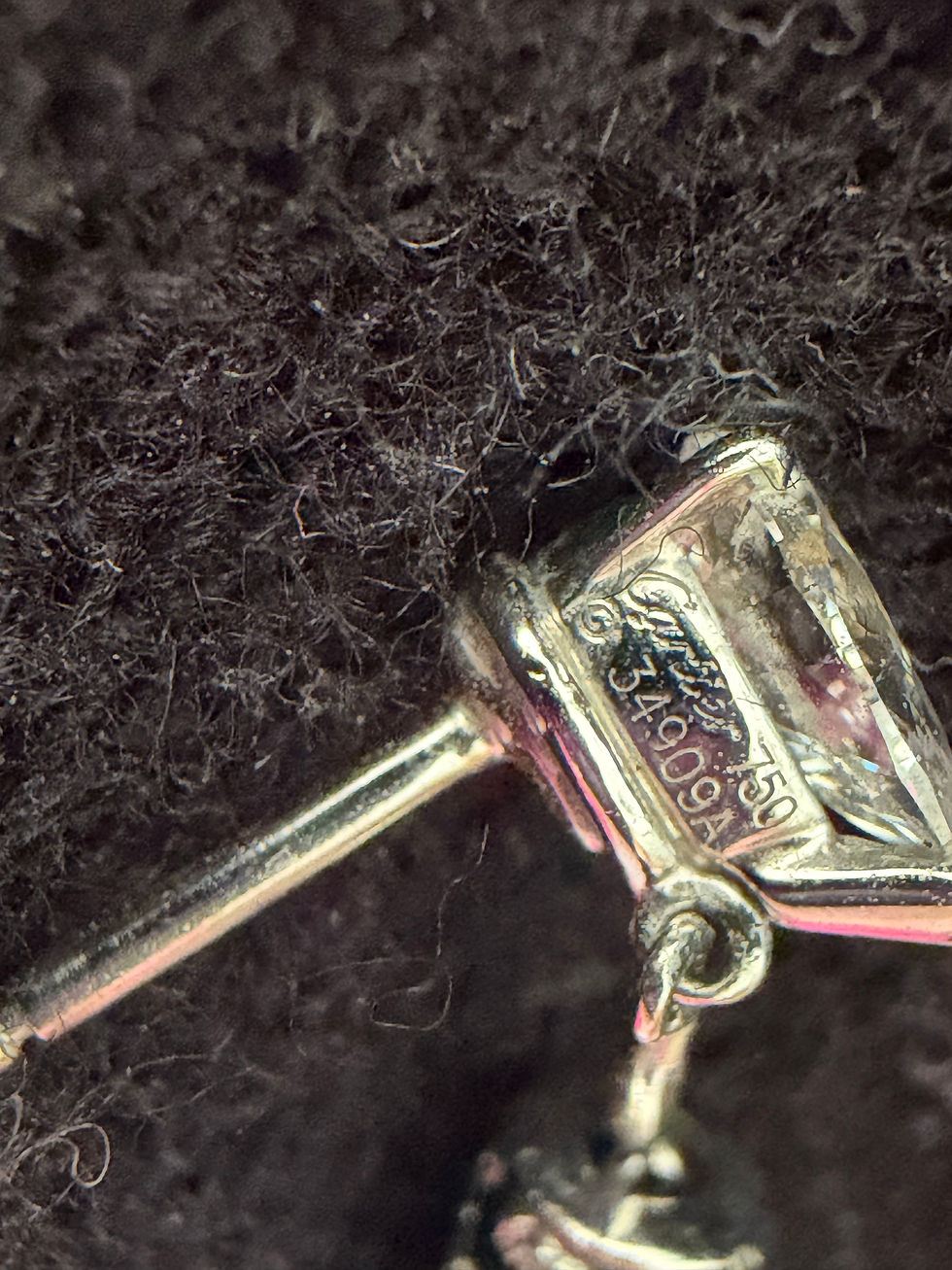 Thumbnail: Cartier  diamond earrings 4.02 carat  