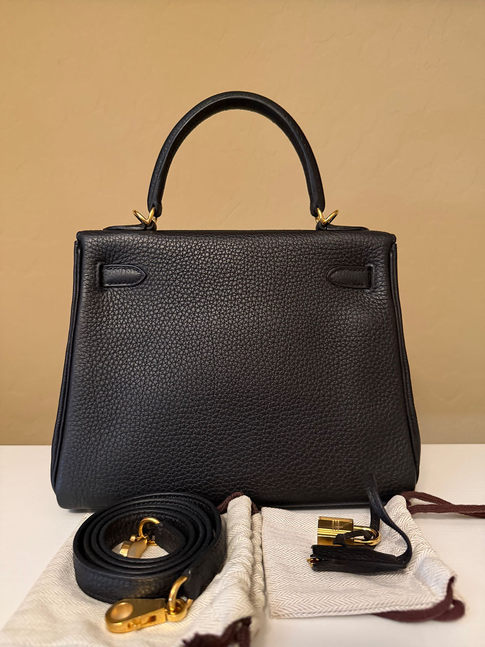 Thumbnail: Hermes  Kelly 25 cm Togo 