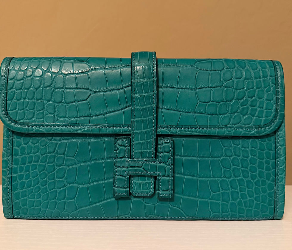 Thumbnail: Hermes alligator Cutch 