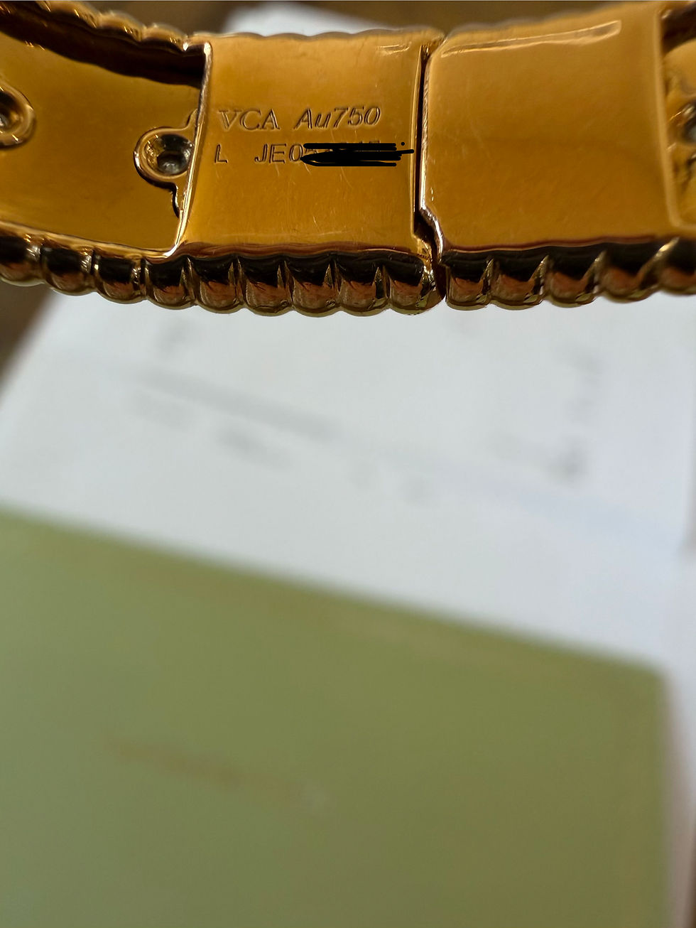 Thumbnail: Van Cleef & Arpels Perlée Clovers Diamond 18k Rose Gold  Model Bracelet size  L