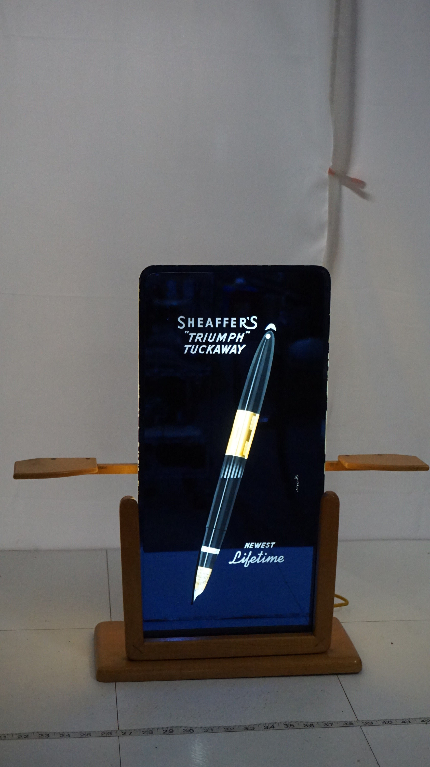 Vintage Sheaffer's Triumph Tuckaway Pen Lighted Advertising Display
