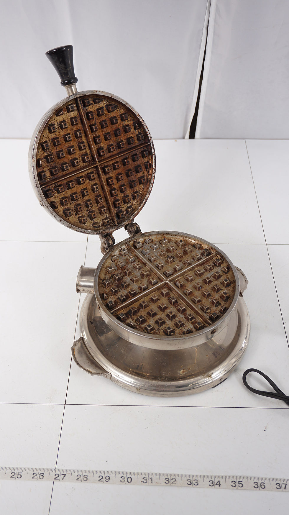 Thumbnail: G E Hotpoint Waffle Iron