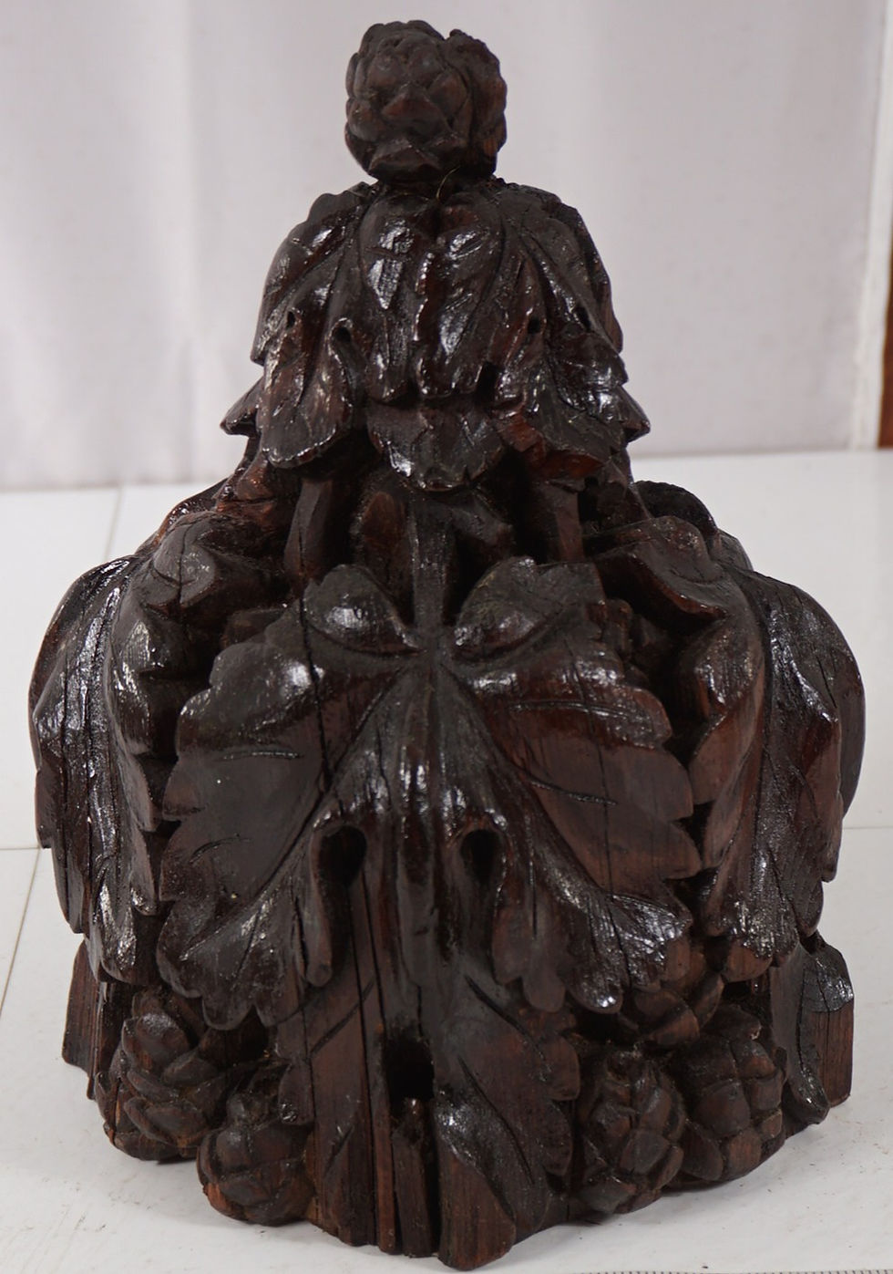 Thumbnail: Hand Carved Wooden Finial