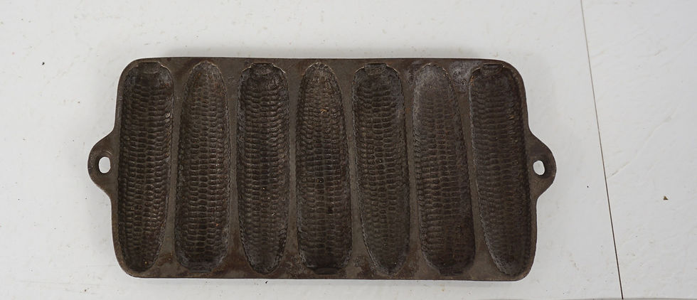 Thumbnail: Wagner Ware Corn Bread Pan No 1317 Tea Size