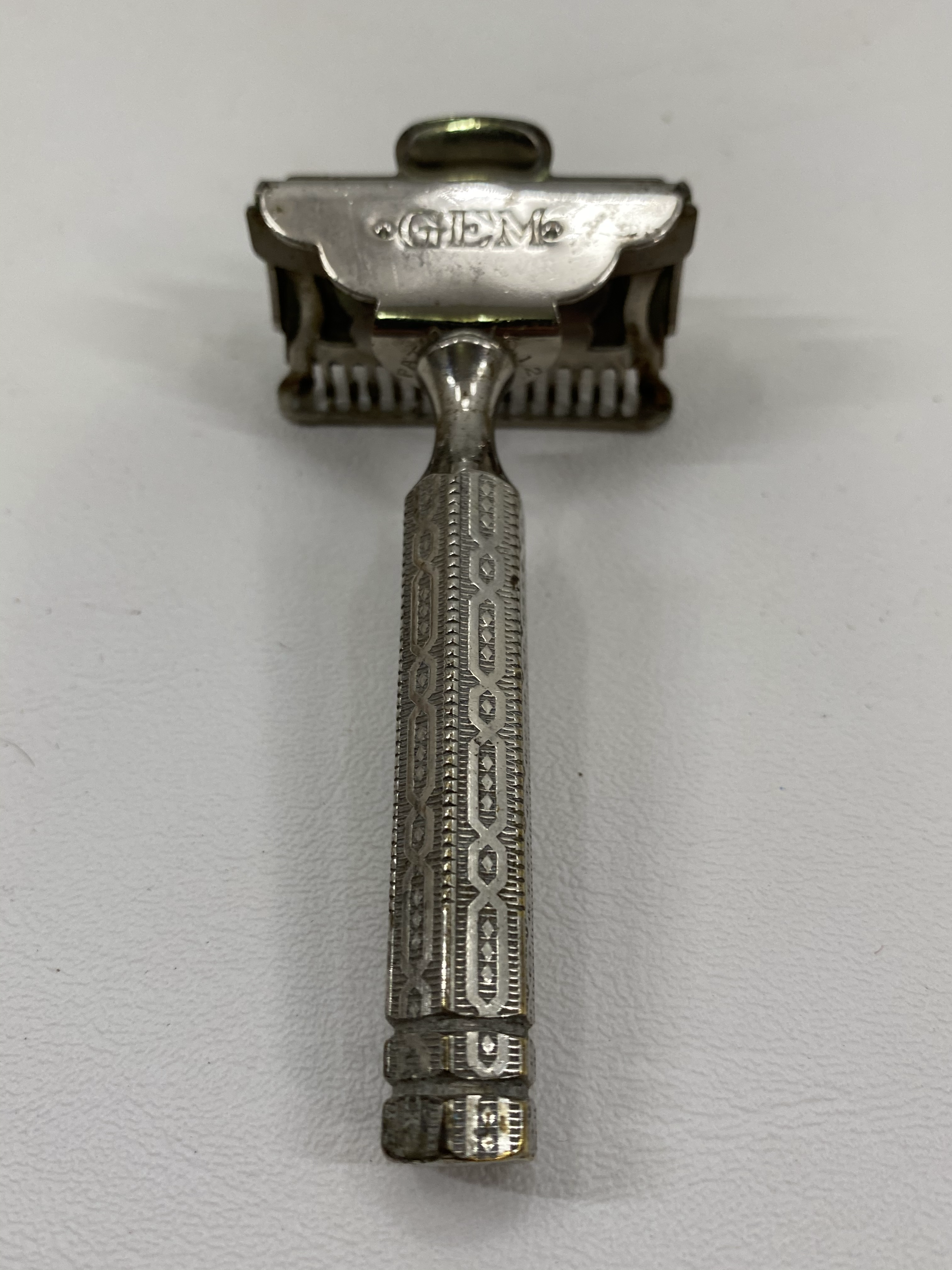1912 Silver Gem Razor with Case