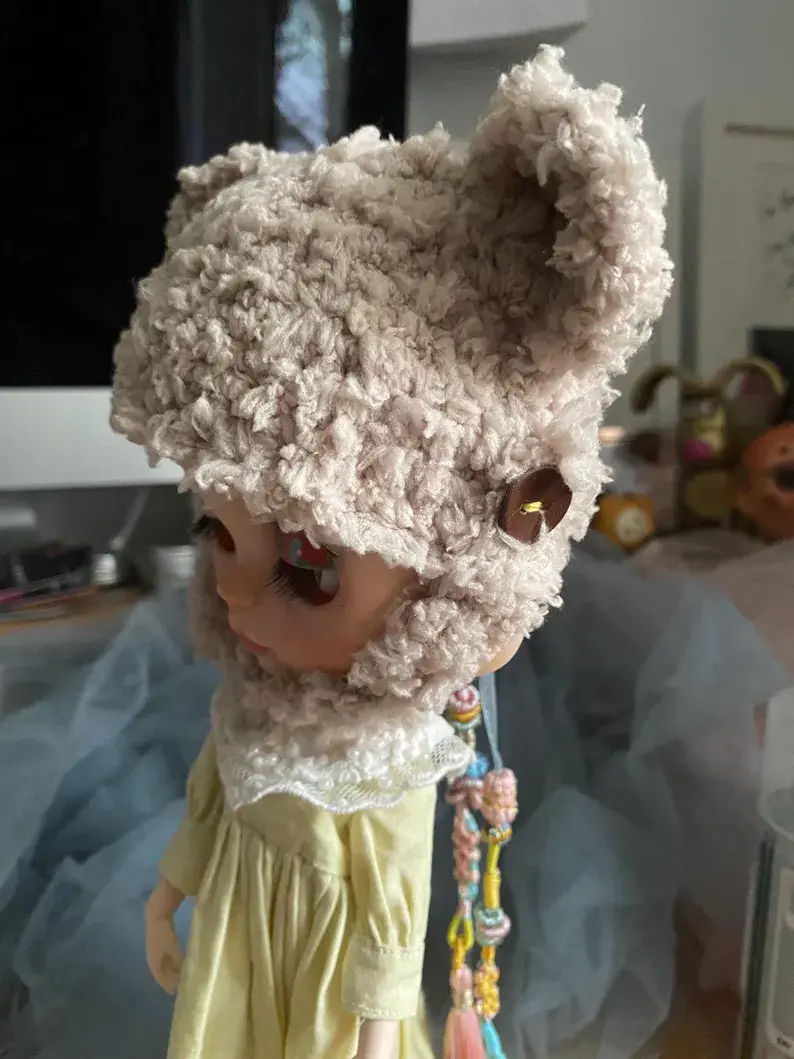 Thumbnail: Blythe Handmade Brown Bear Hat (super soft)