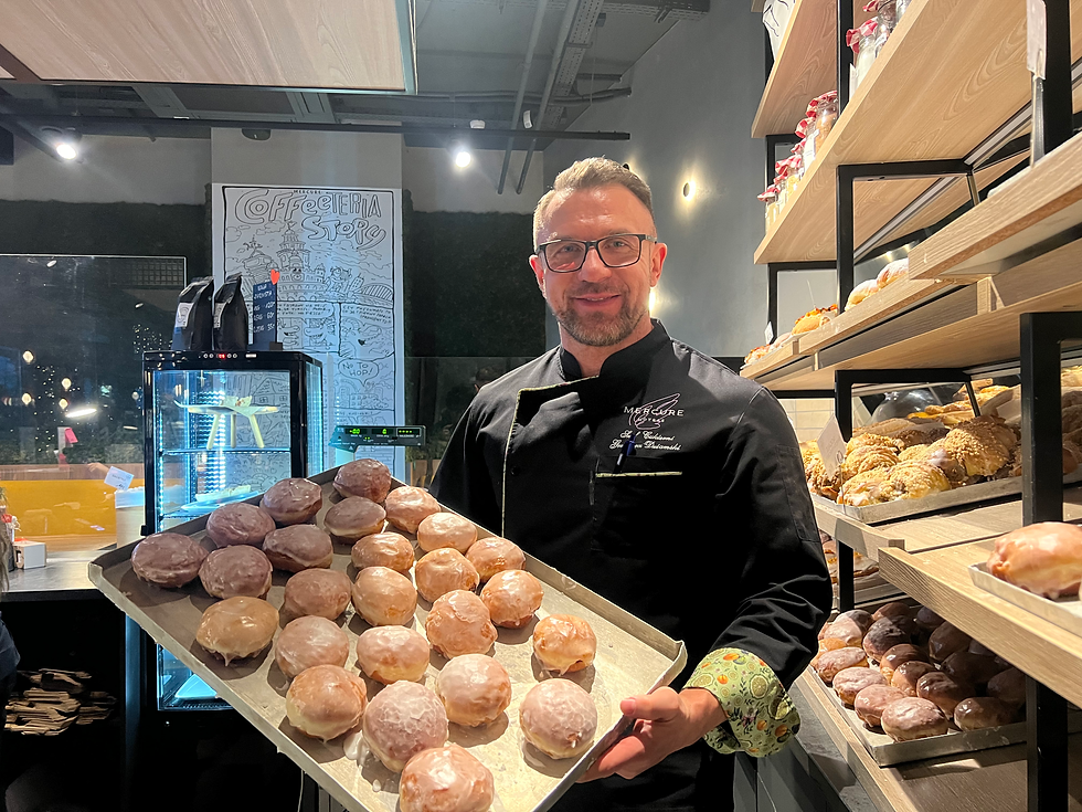 Grzegorz Dziamski, szef cukierni Mercure w Poznaniu, fot. Stanisław Mazurczak/ News Stacha