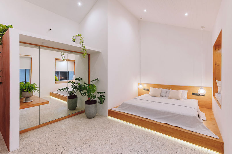 byrde low-res retouched22.jpg