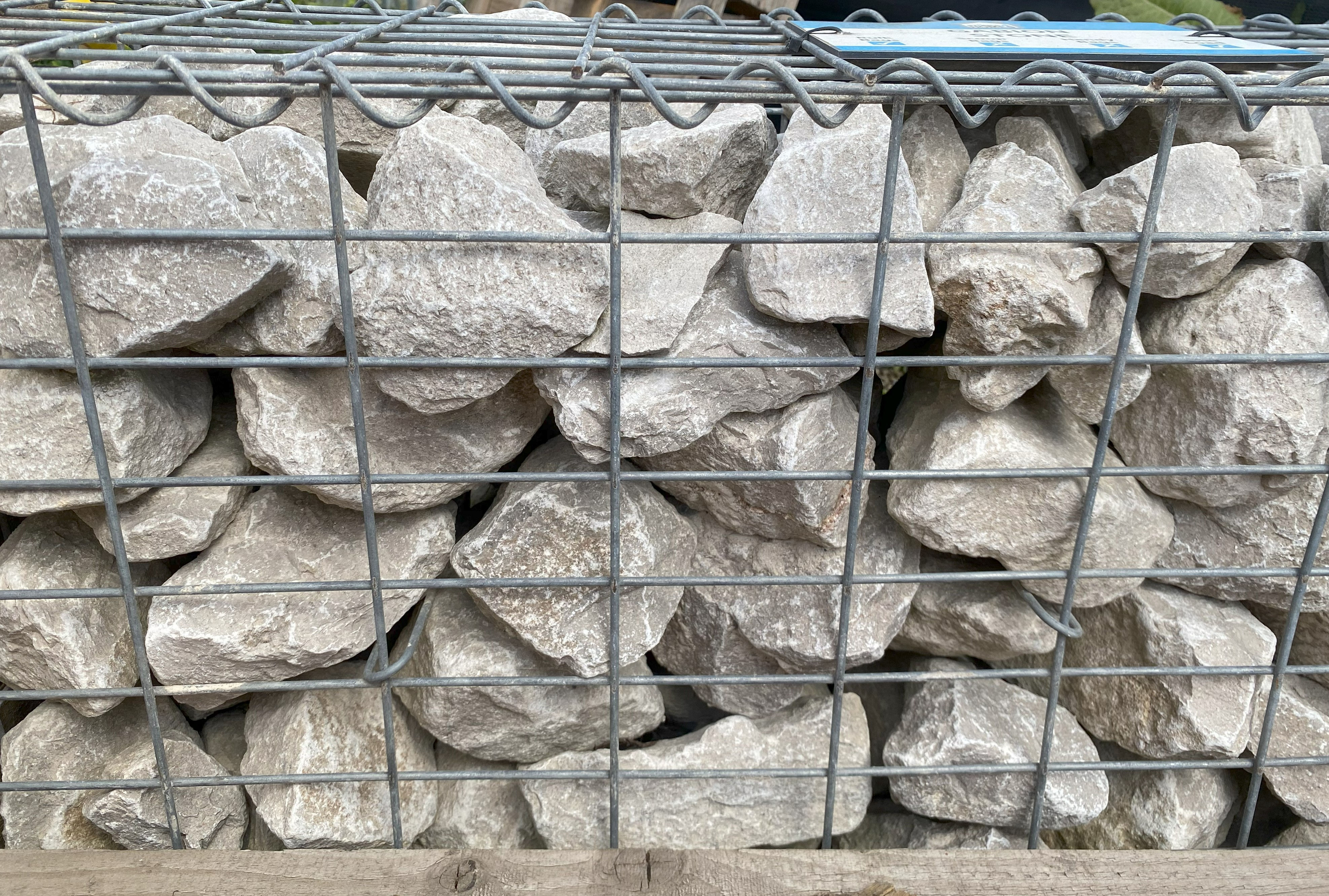 Dove Grey Gabion Stone 75-180mm