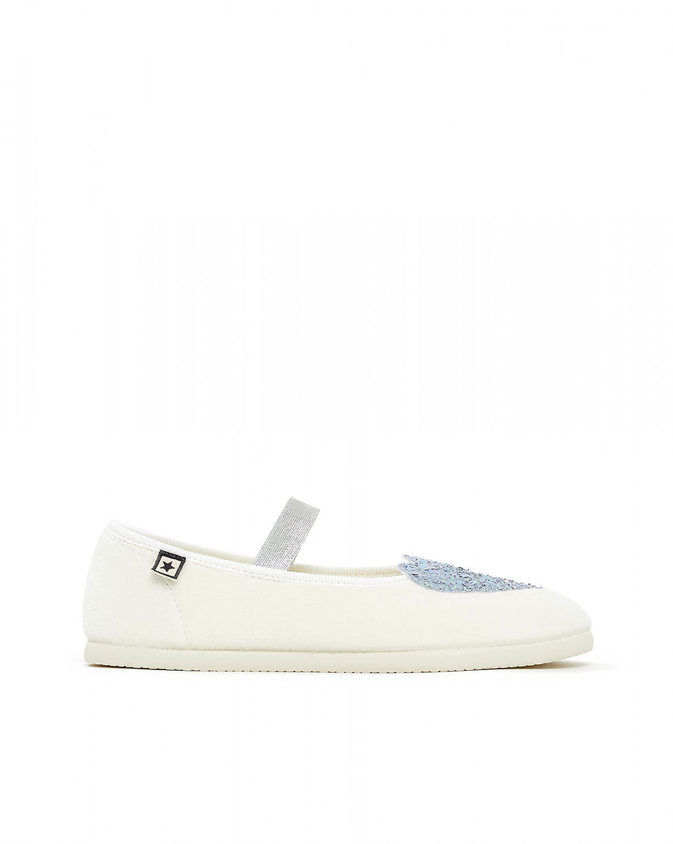 Thumbnail: Bonton/Bonbon Velvet Heart Slippers (White)