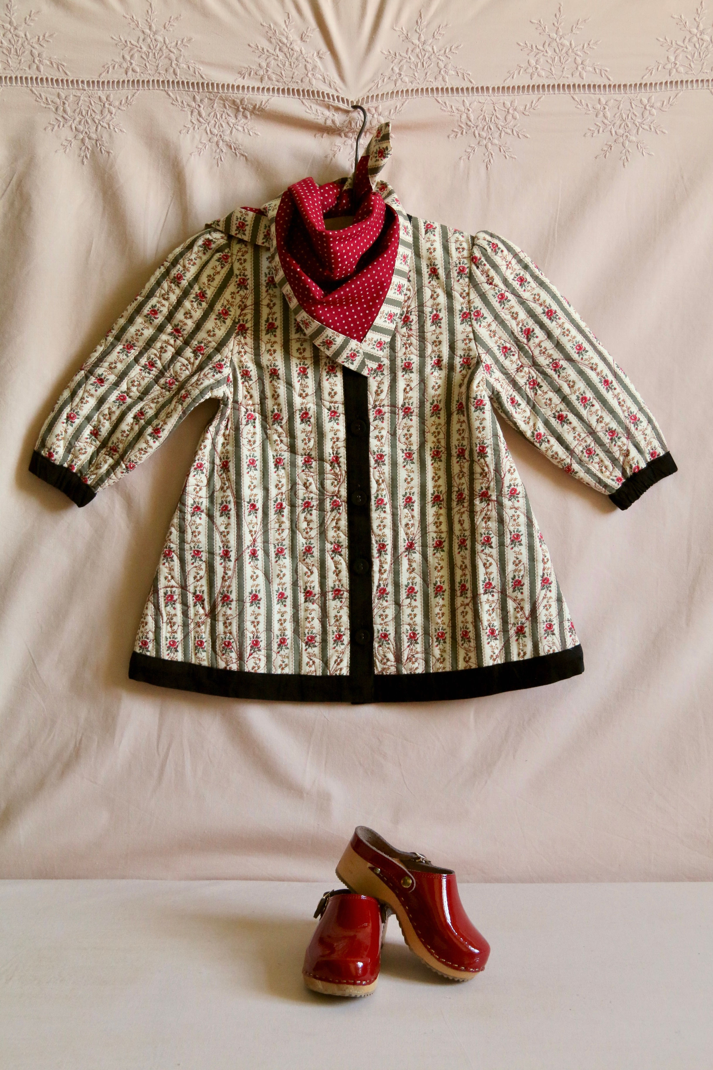 Bonjour Diary Dress Coat & Scarf (Tapestry Kaki Stripe / Red Wine Dot)