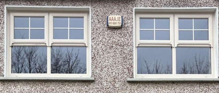 Mock sash windows cream with astragal bar_edited.jpg